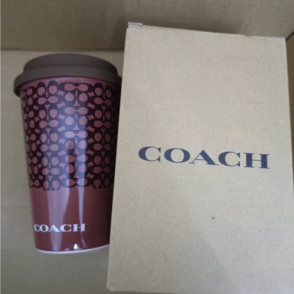 Coach Color changing ceramic mug - Picture 4 of 7